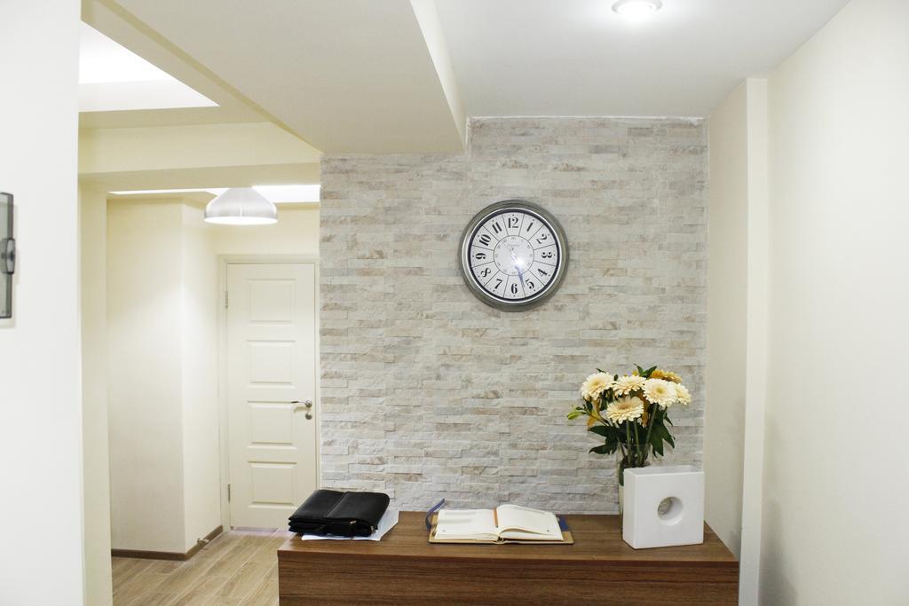 5Th Floor Guest House Erévan Extérieur photo